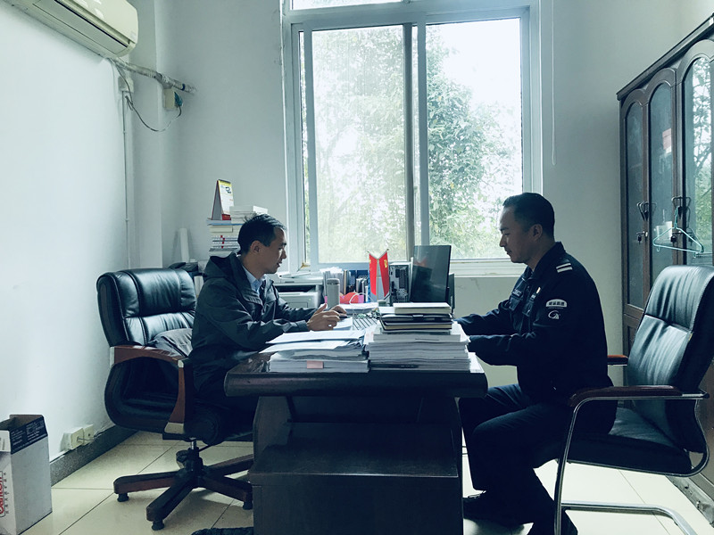 20221118+杨雪莲+谈心谈话夯责任  凝心聚力促发展